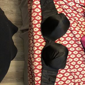 Strapless bra black